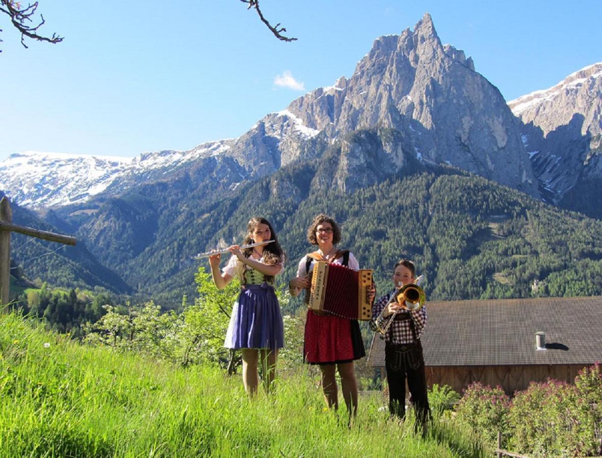 Schildberghof Ortler Apartment Siusi Ngoại thất bức ảnh
